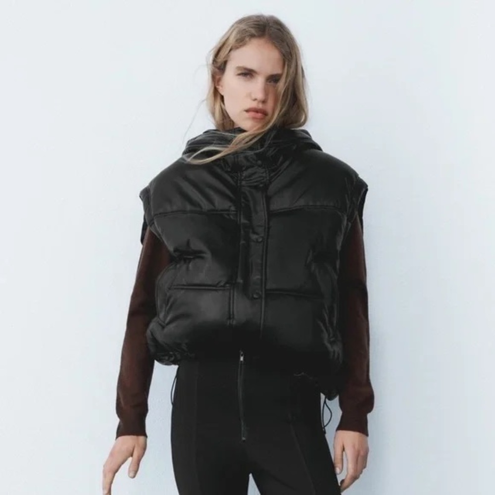 Zara Black Quilted Faux-Leather Puffer Vest - Picture 2 of 11